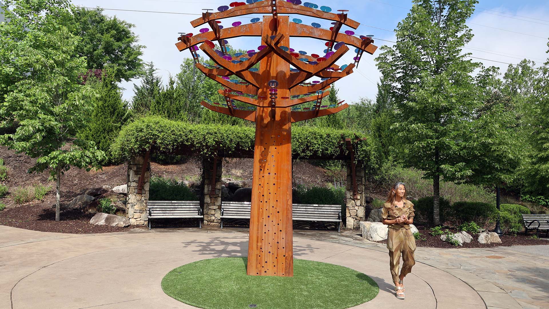 Turning Point' sculpture dedicated in downtown Greenville park